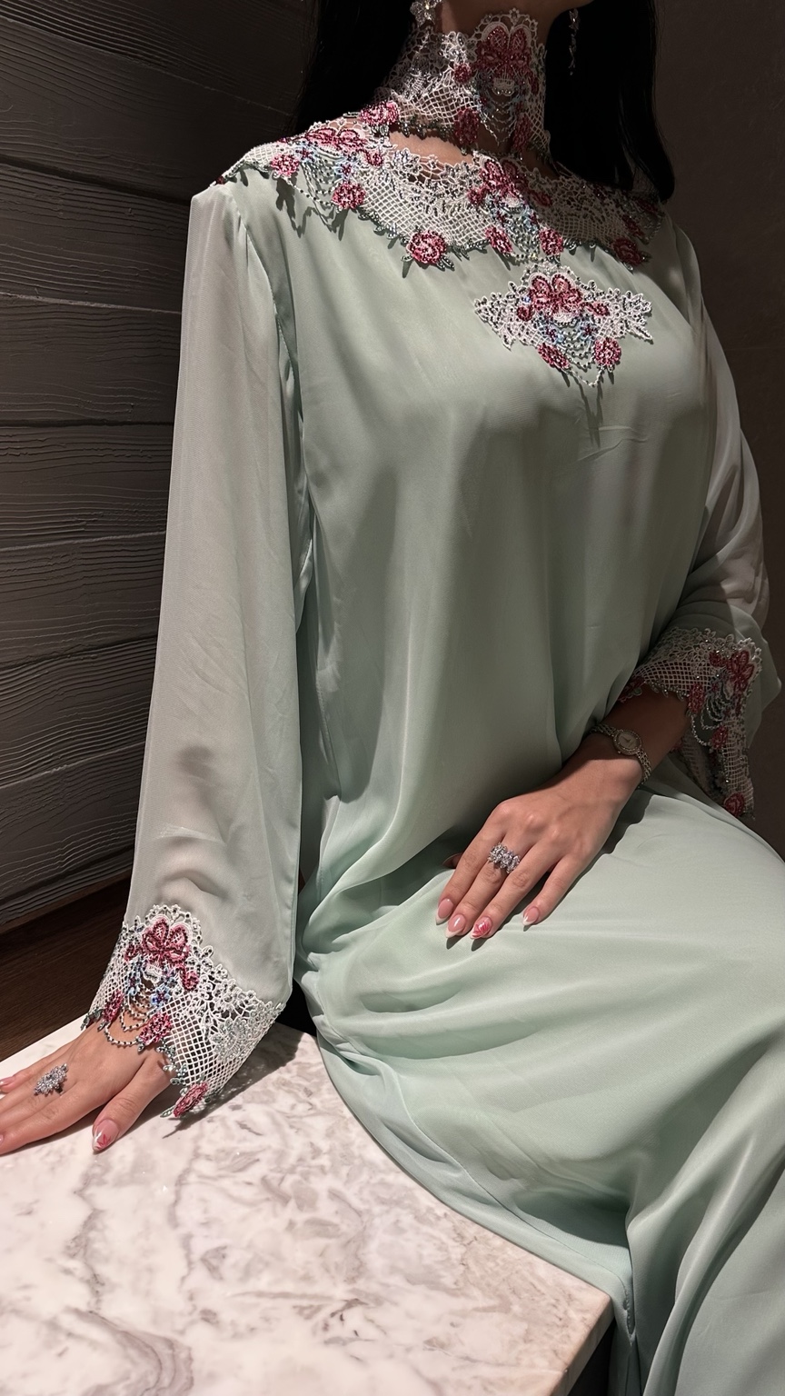 Victorian Elegant Light Green